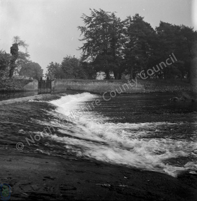 River Ure, Tanfield, Weir and Mill